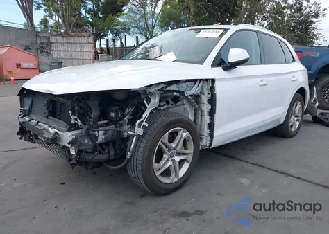 2018 Audi Q5 2.0T Premium/2.0T Tech Premium z USA, uszkodzony, nr VIN WA1ANAFY0J2135293